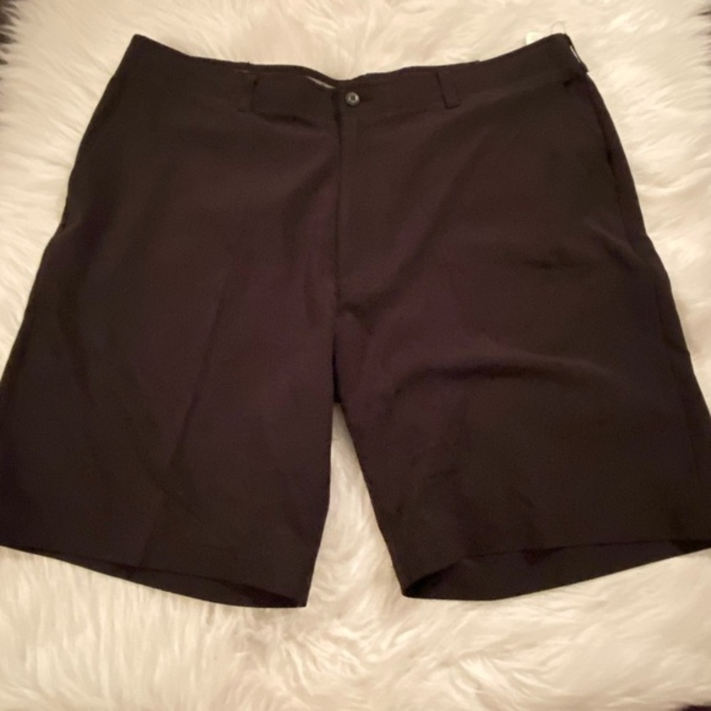 Ben Hogan Shorts Mens Size 40 Black Golf Comfort